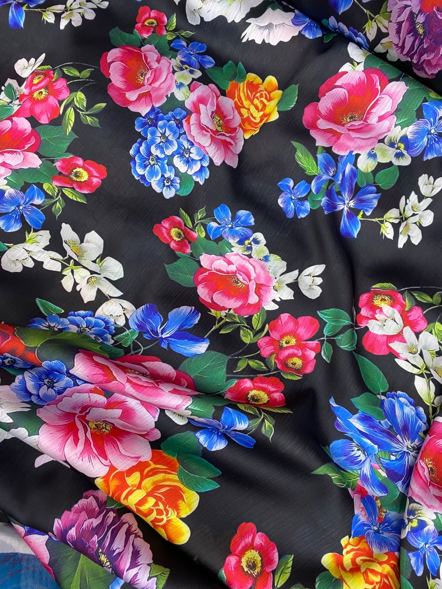 Vải satin gân hoa đều may đầm
